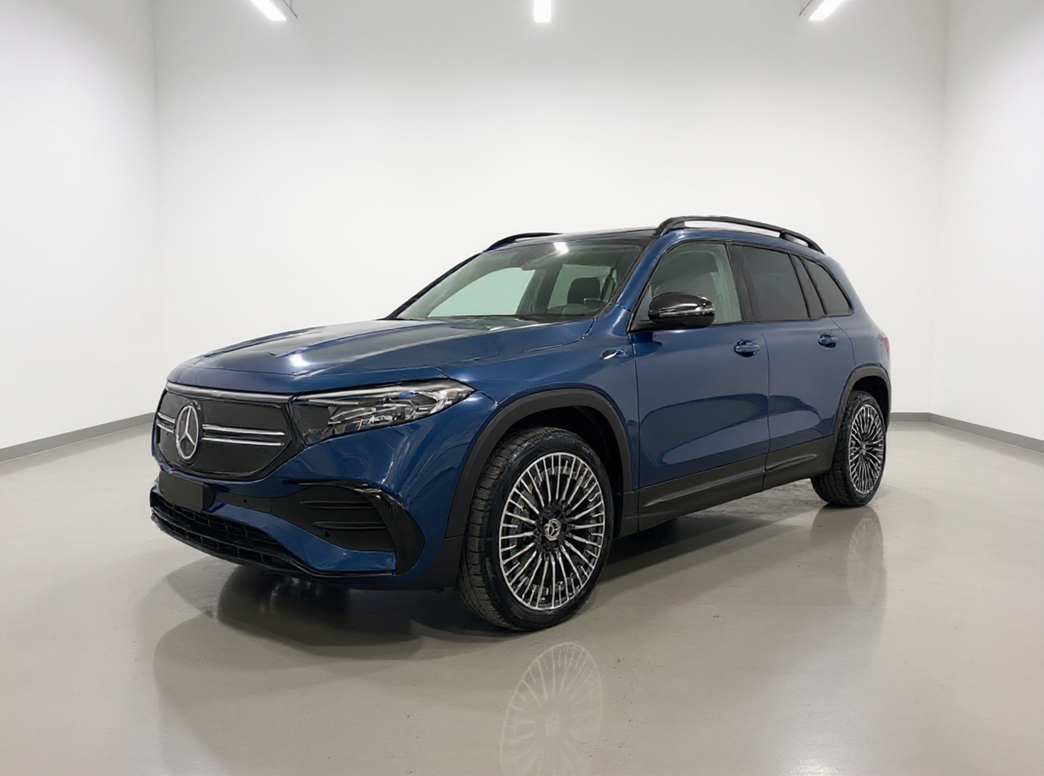 Mercedes-Benz EQB
