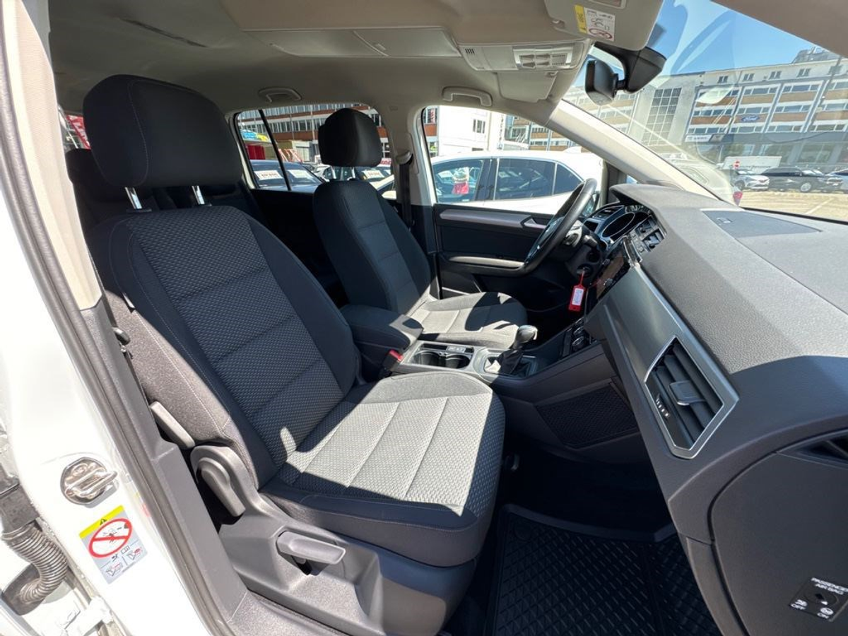 listing desktop thumbnail image 12