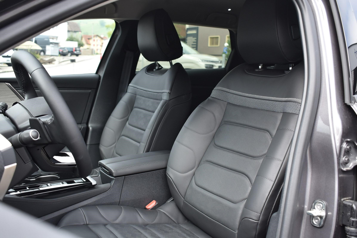 listing desktop thumbnail image 5