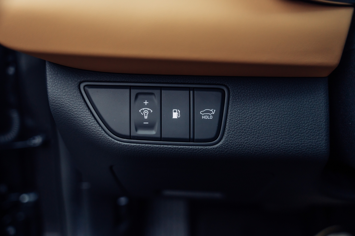 listing desktop thumbnail image 15