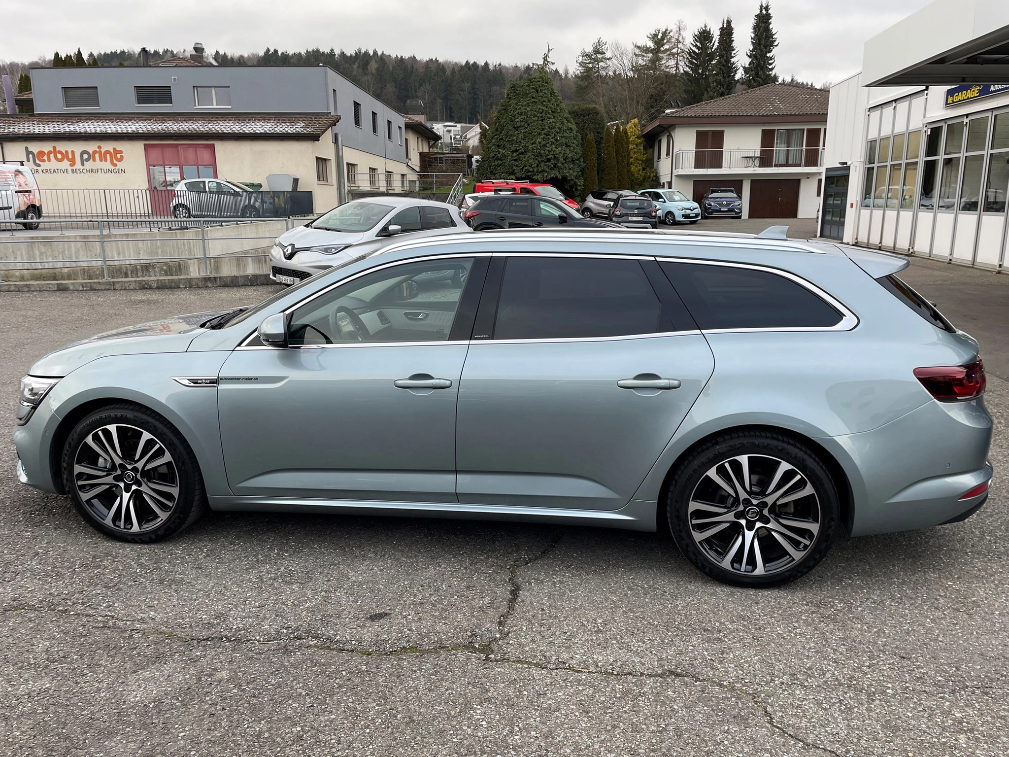 Used Renault Talisman Grandtour Leasing in Switzerland from CHF 189 