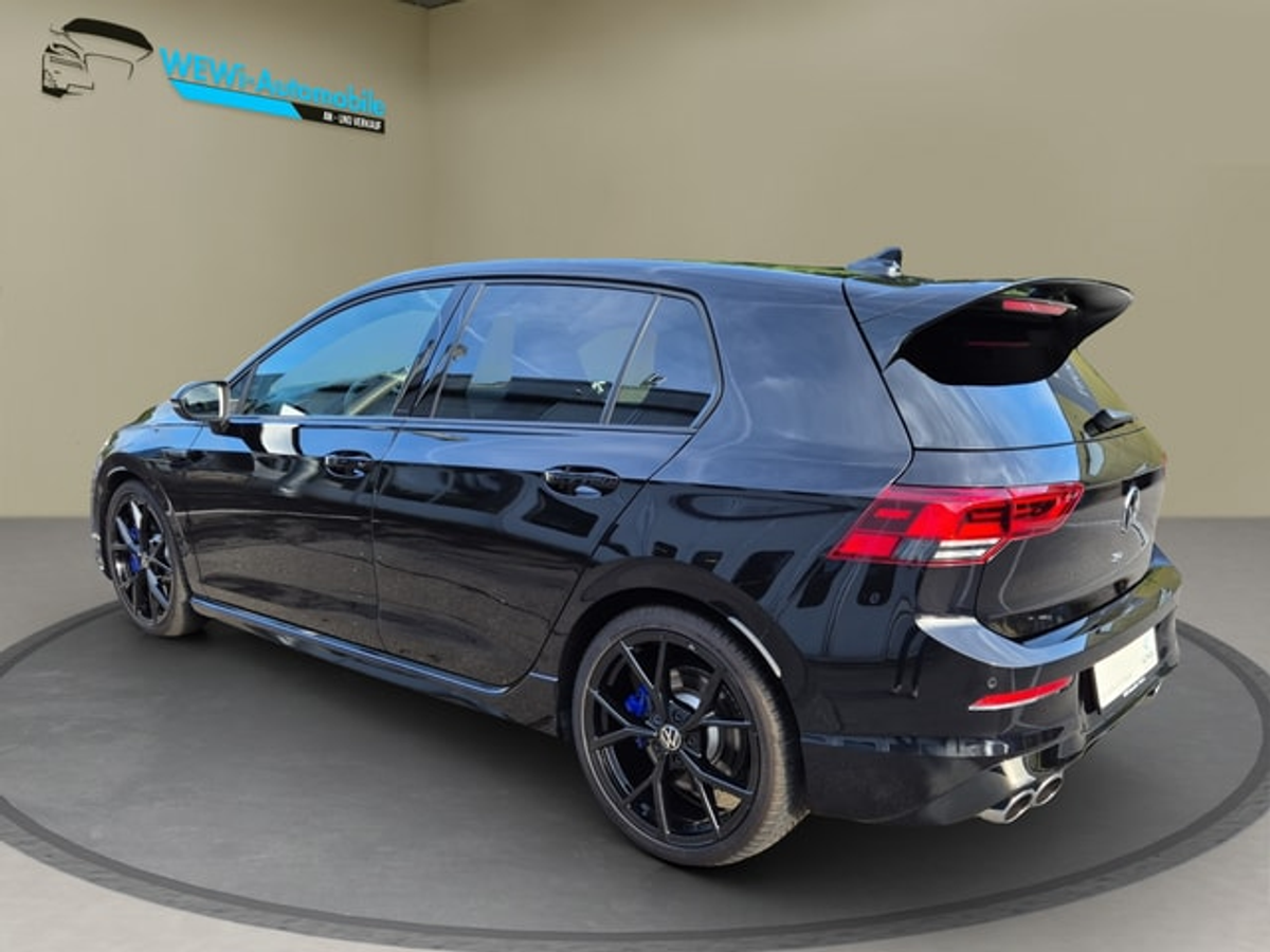 listing desktop thumbnail image 4