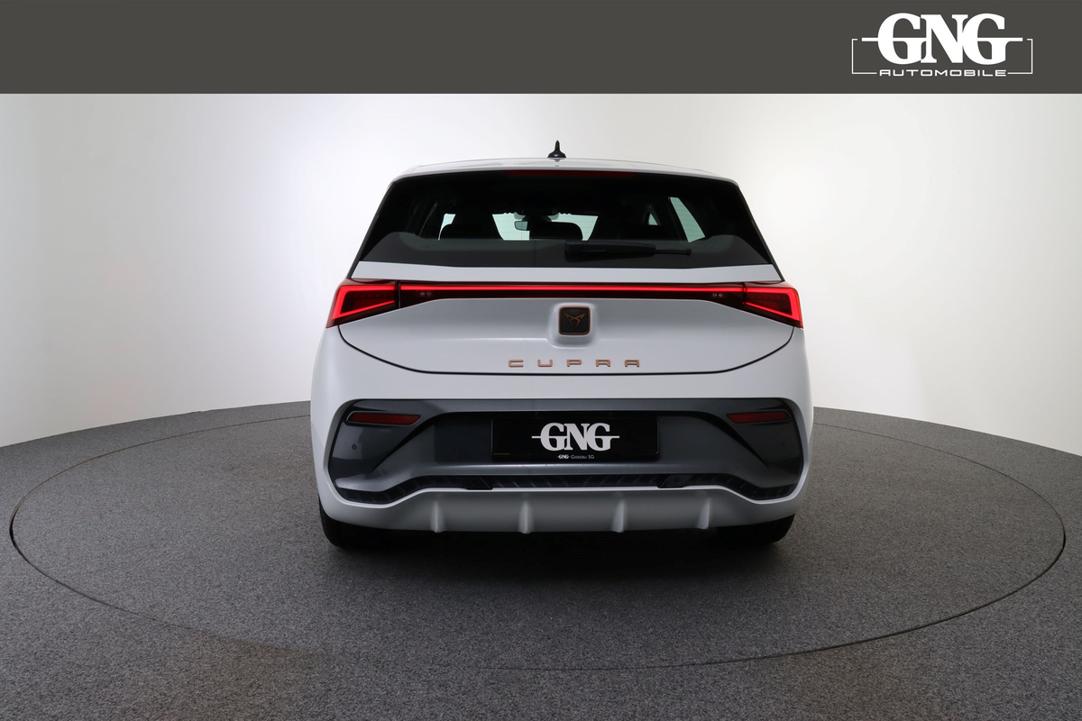 listing desktop thumbnail image 3