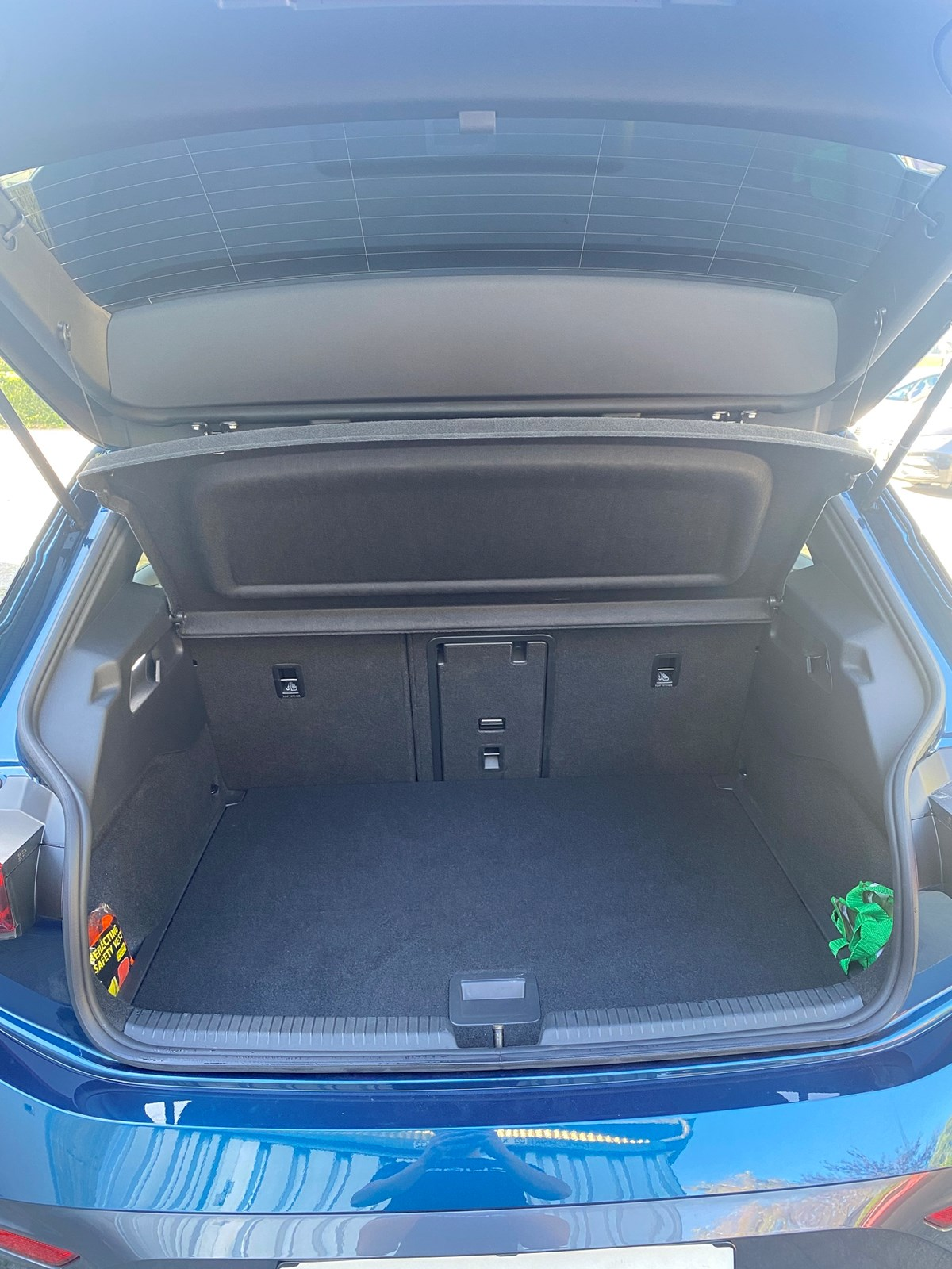 listing desktop thumbnail image 9