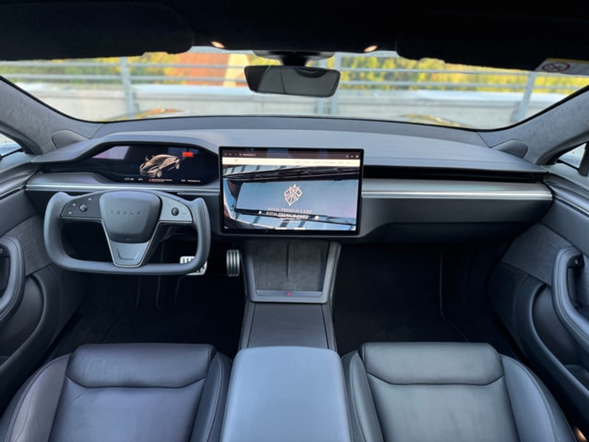 listing desktop thumbnail image 6