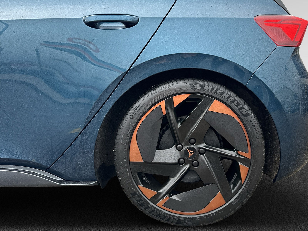 listing desktop thumbnail image 8