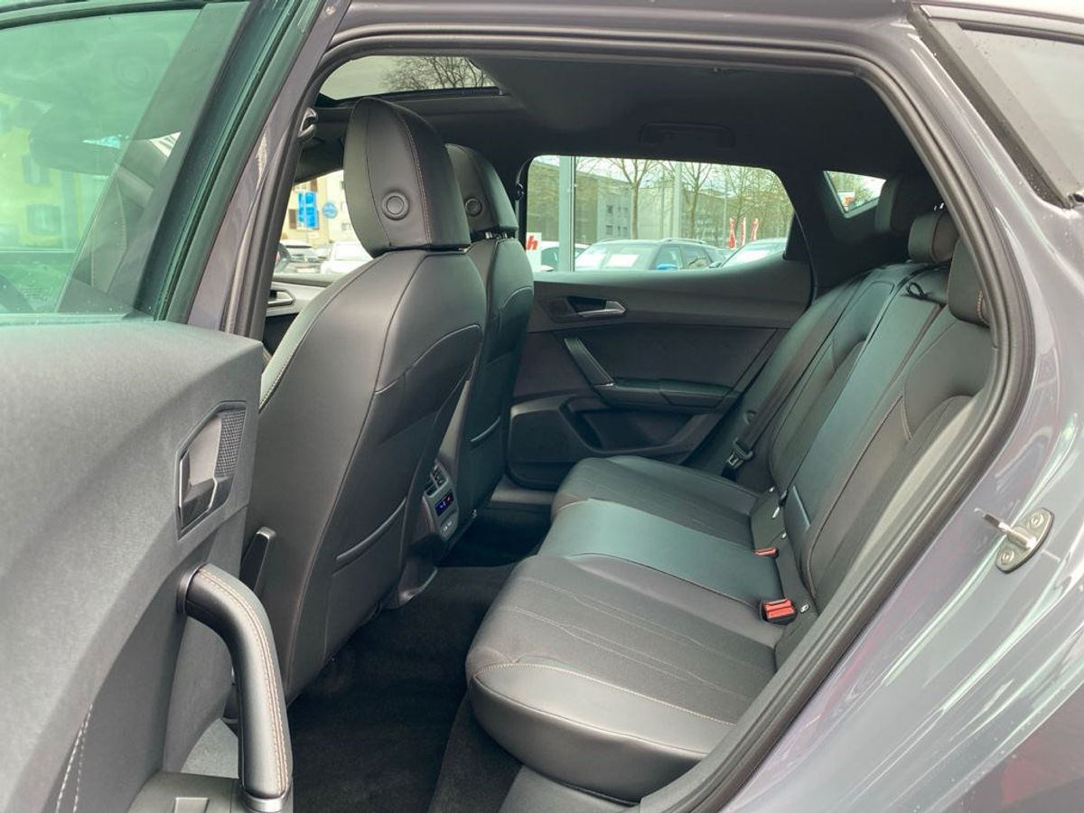 listing desktop thumbnail image 6