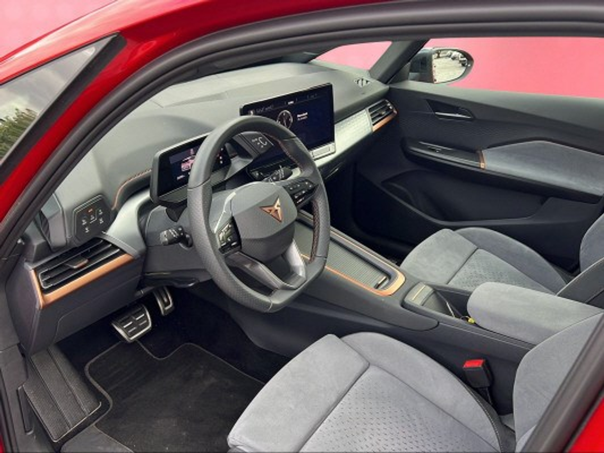 listing desktop thumbnail image 4