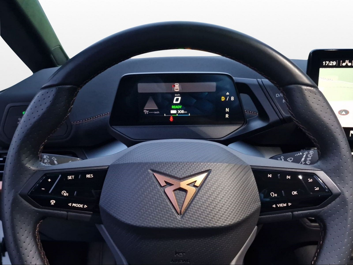 listing desktop thumbnail image 4