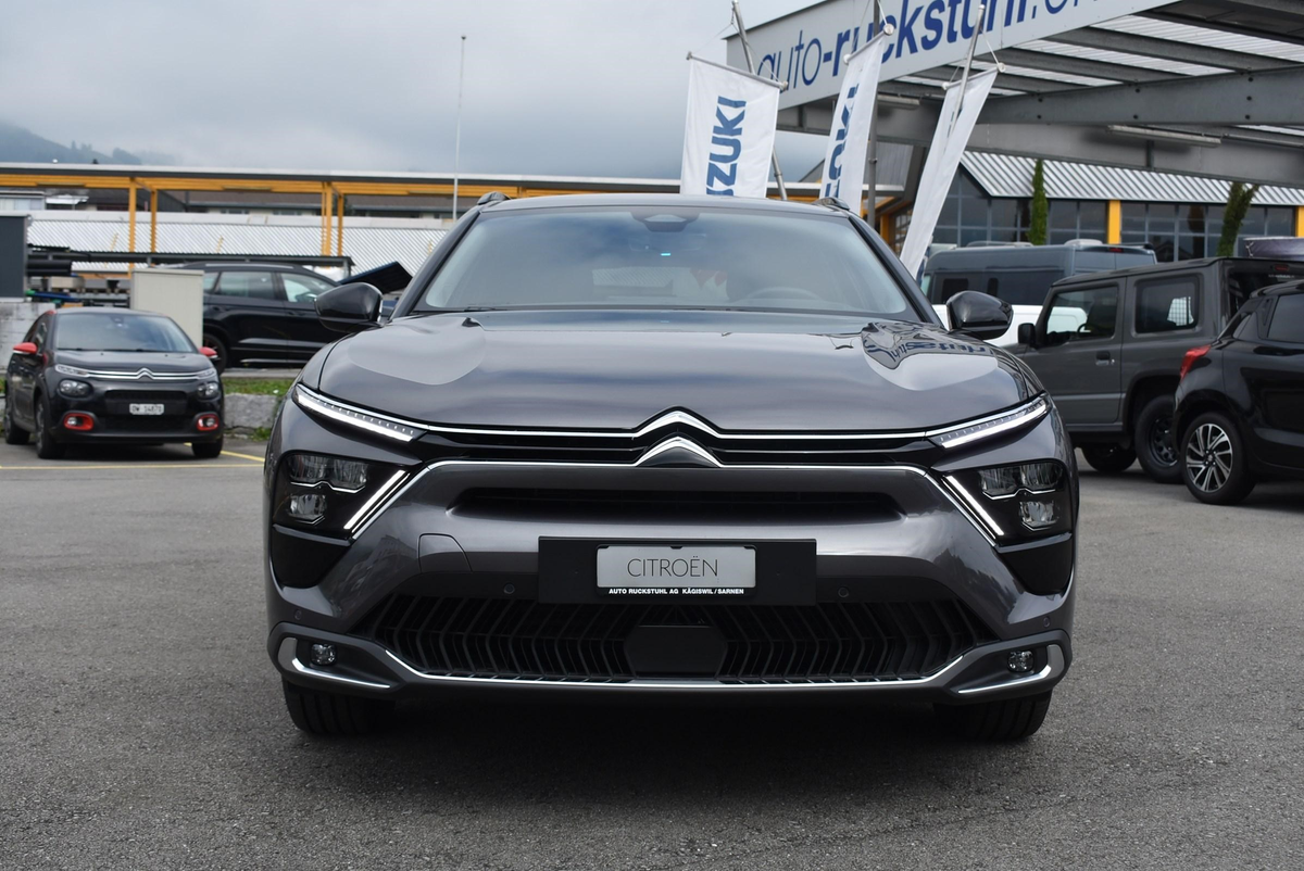 listing desktop thumbnail image 1