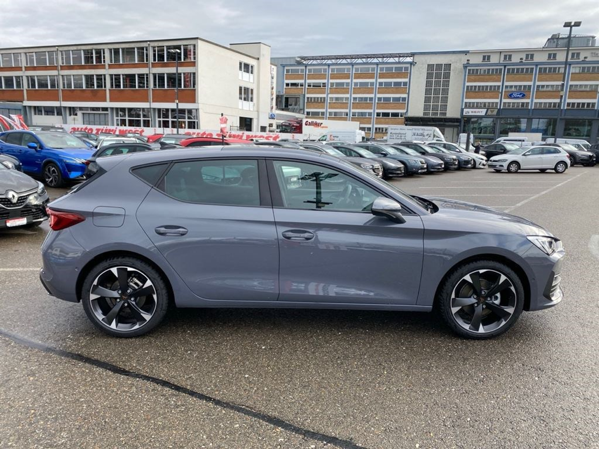 listing desktop thumbnail image 10