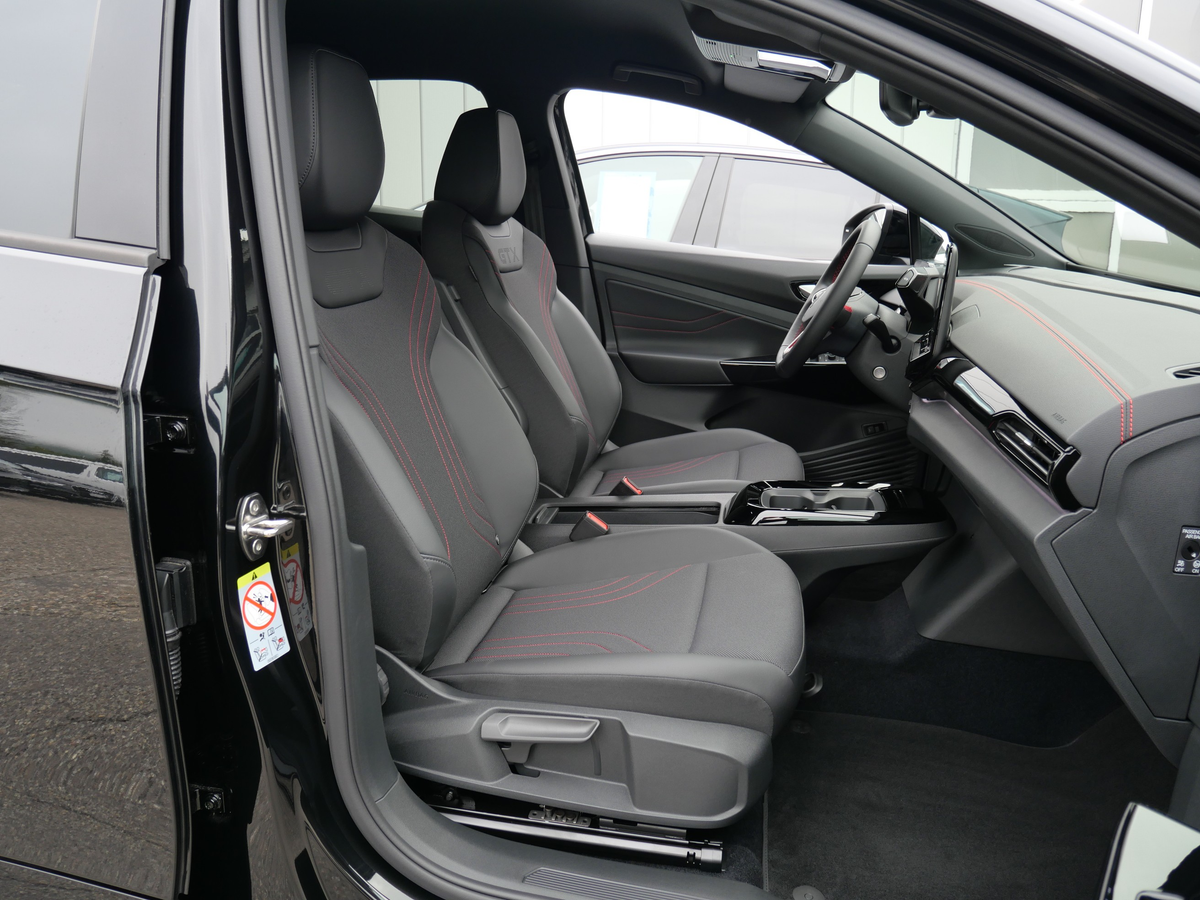 listing desktop thumbnail image 9