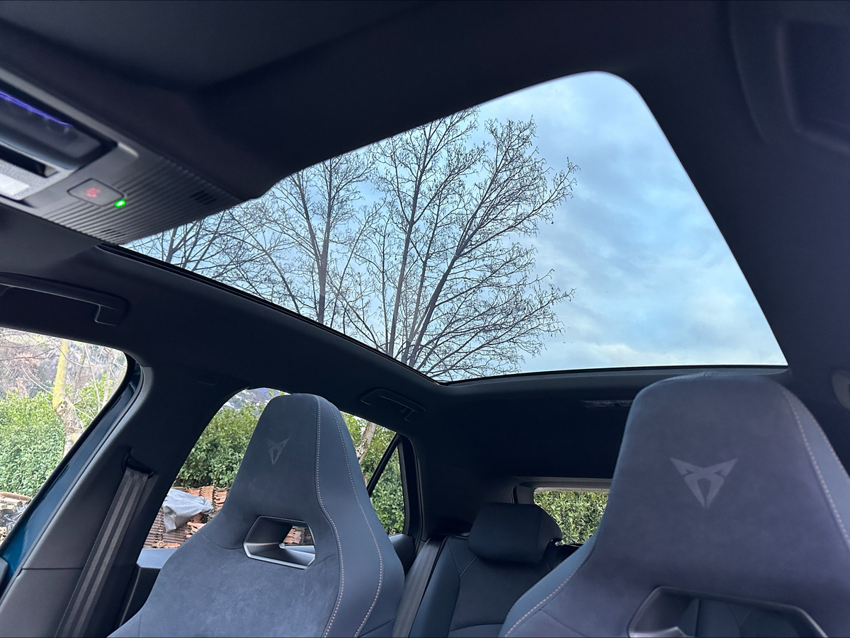 listing desktop thumbnail image 9