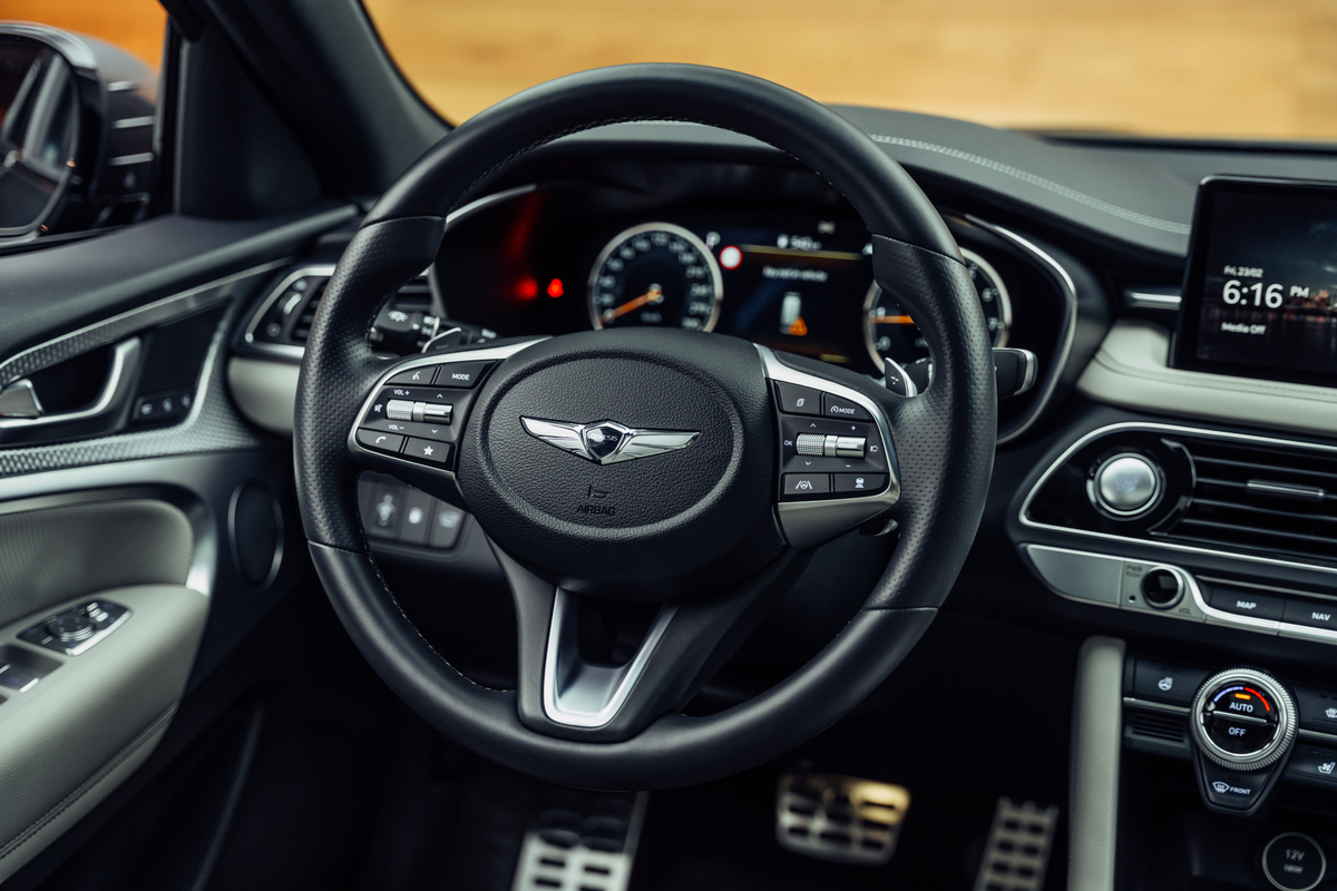 listing desktop thumbnail image 16