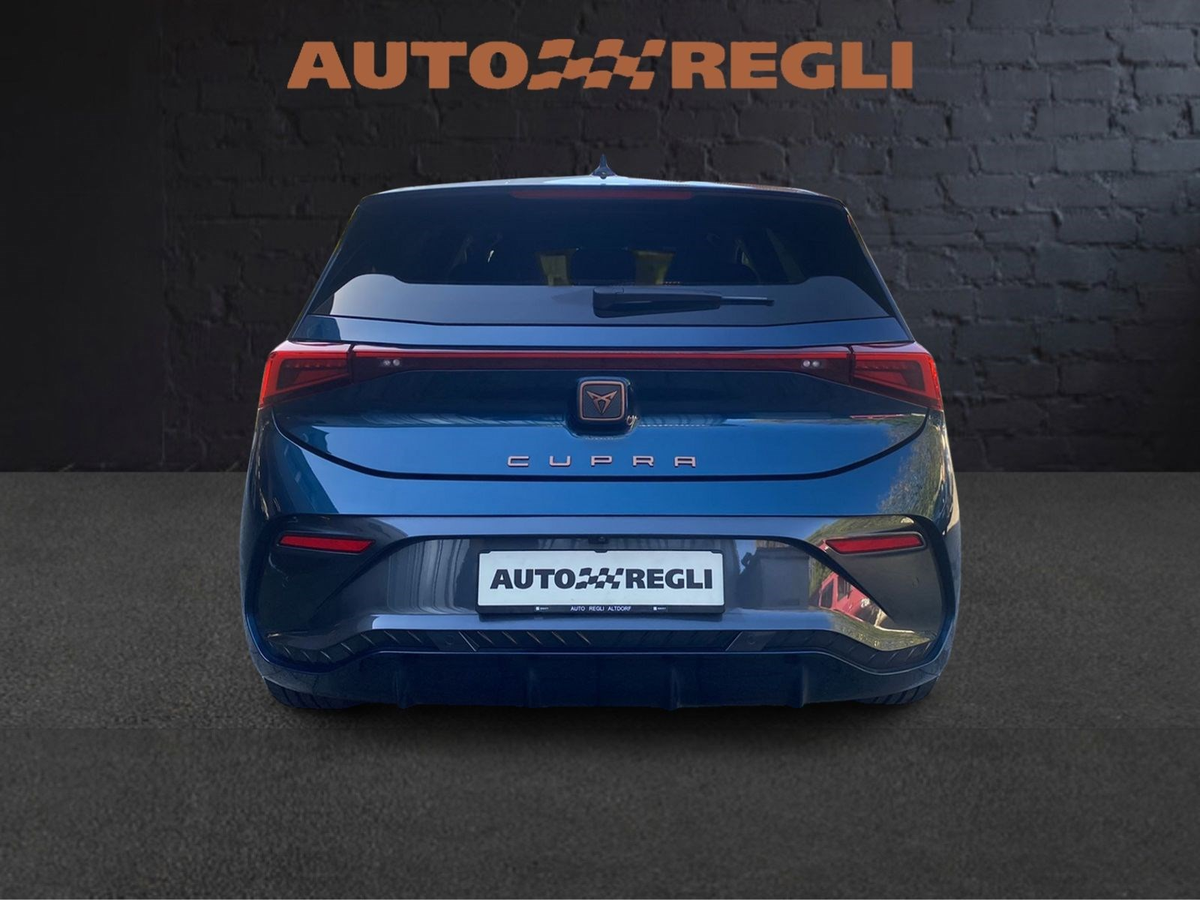 listing desktop thumbnail image 4