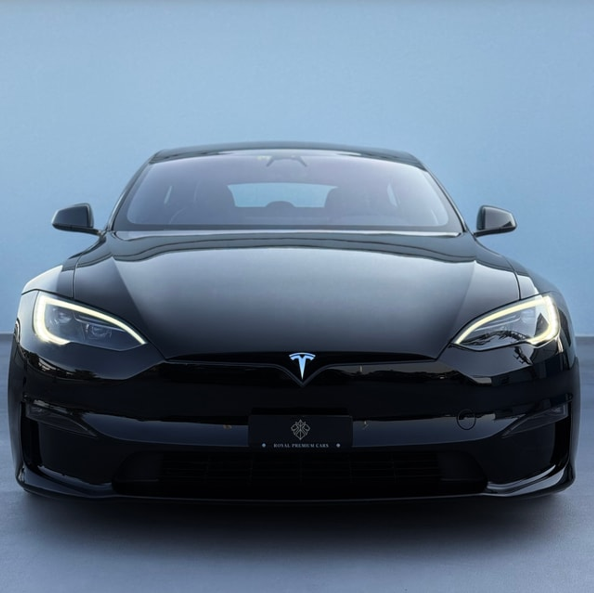 listing desktop thumbnail image 1