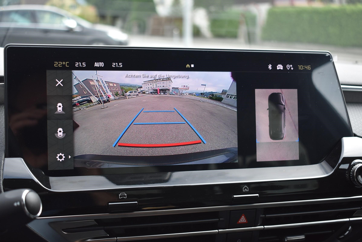 listing desktop thumbnail image 11