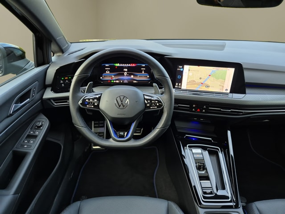 listing desktop thumbnail image 11