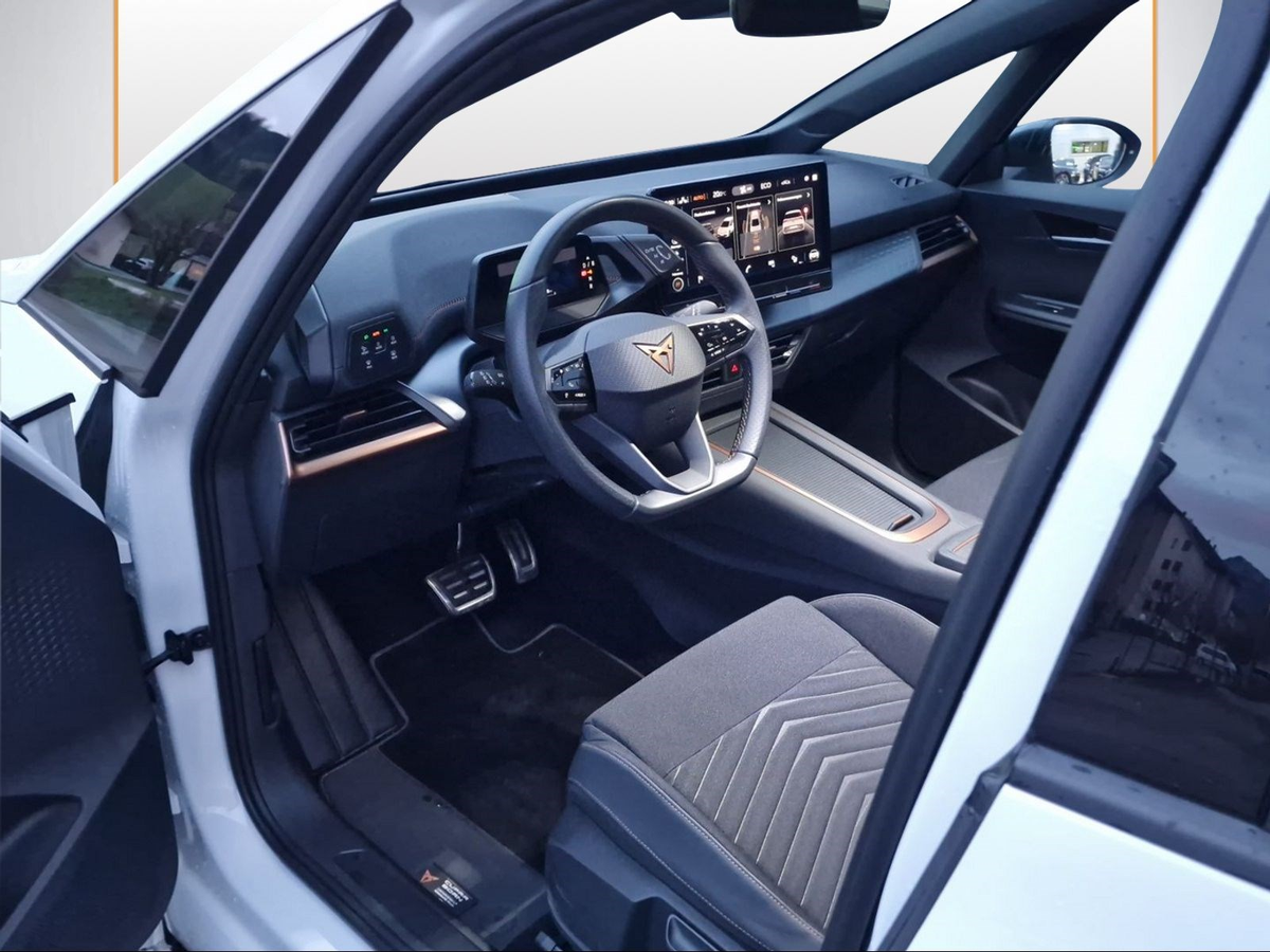 listing desktop thumbnail image 5