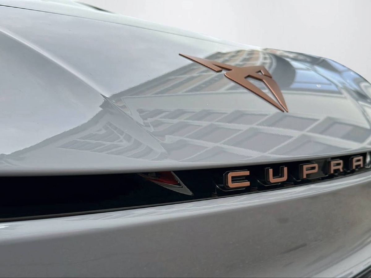 listing desktop thumbnail image 14