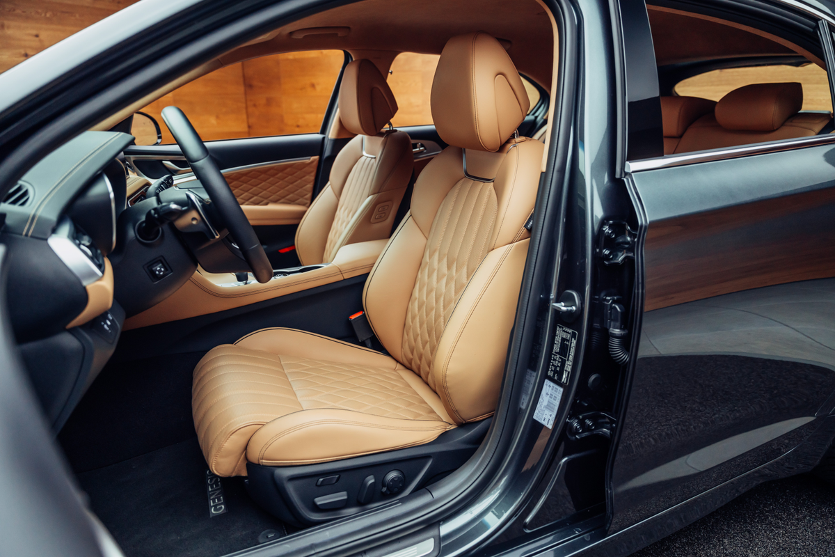 listing desktop thumbnail image 6