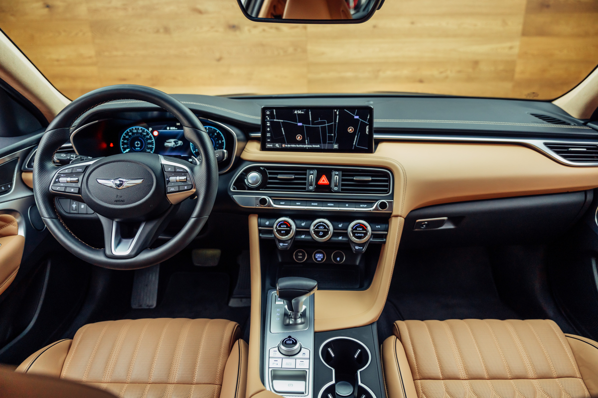 listing desktop thumbnail image 4