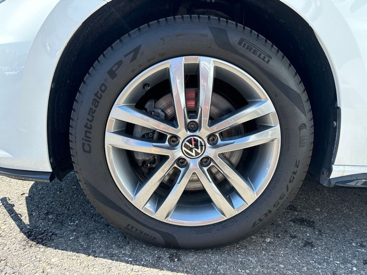 listing desktop thumbnail image 8