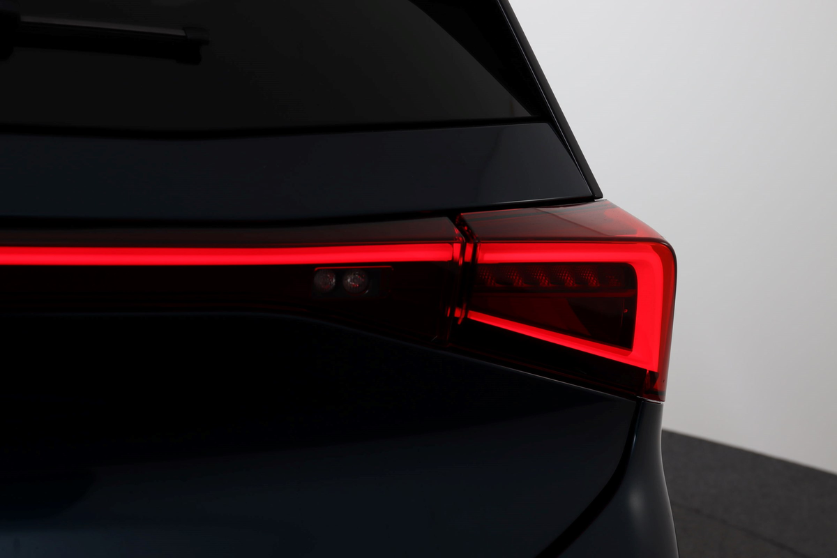 listing desktop thumbnail image 16