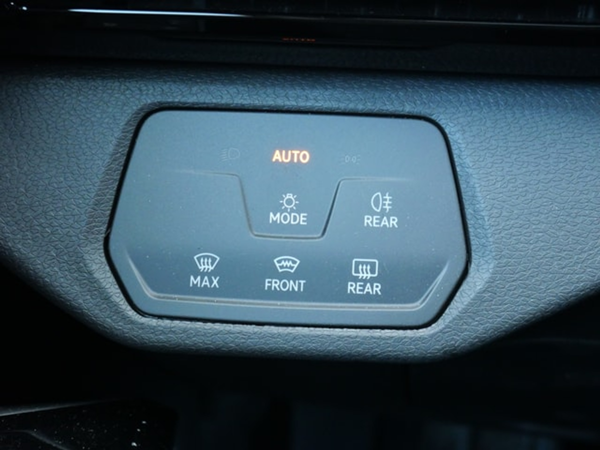 listing desktop thumbnail image 22