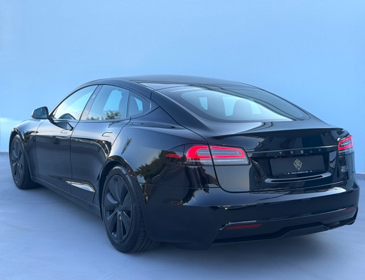 listing desktop thumbnail image 5