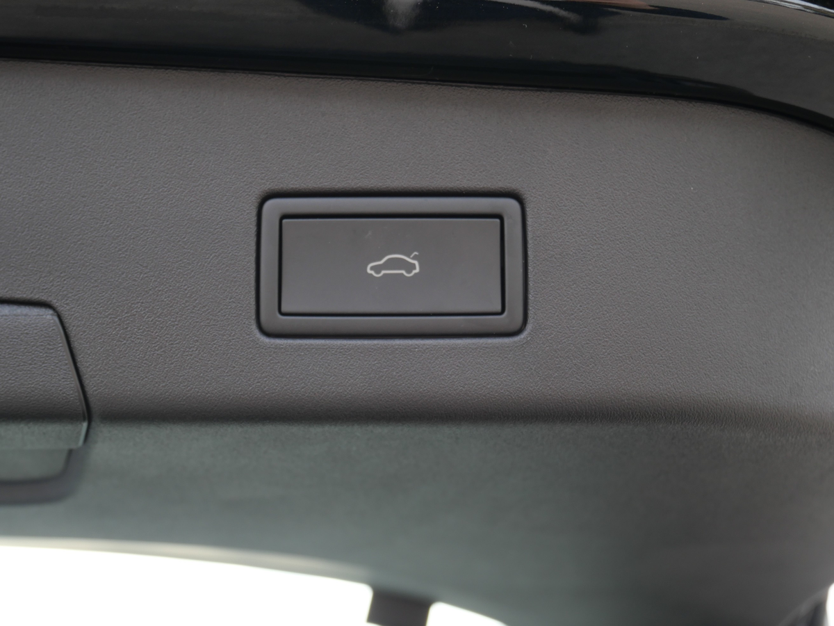 listing desktop thumbnail image 5