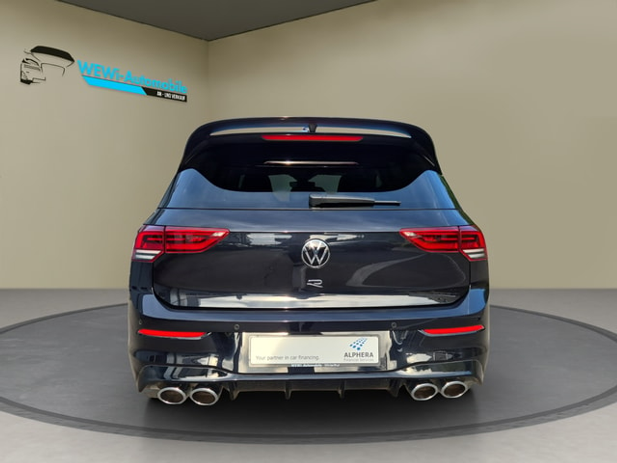 listing desktop thumbnail image 3