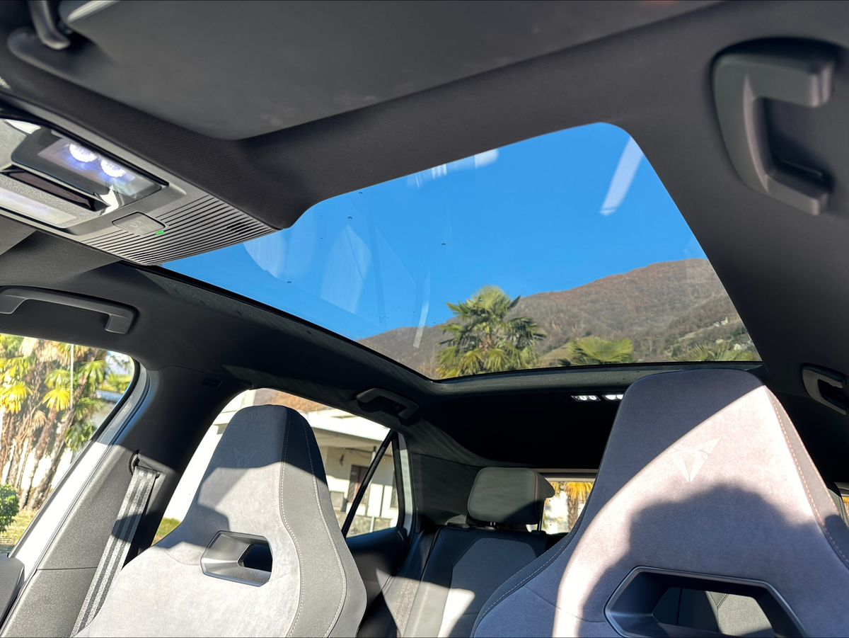 listing desktop thumbnail image 9