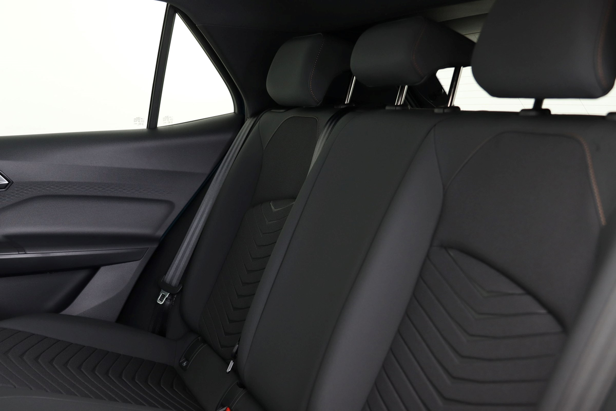 listing desktop thumbnail image 13