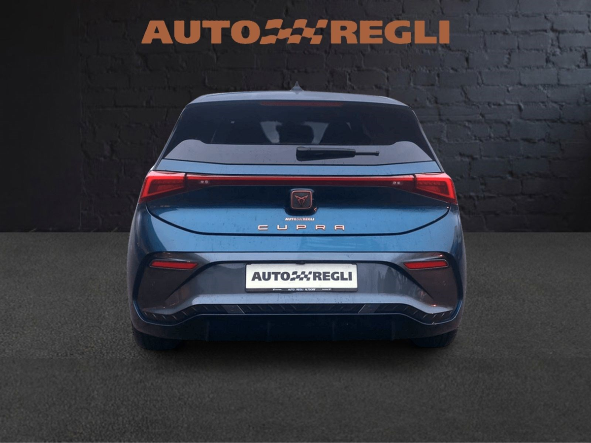 listing desktop thumbnail image 4