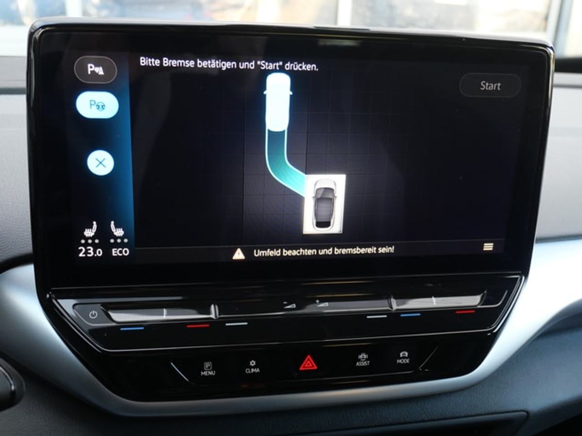 listing desktop thumbnail image 14