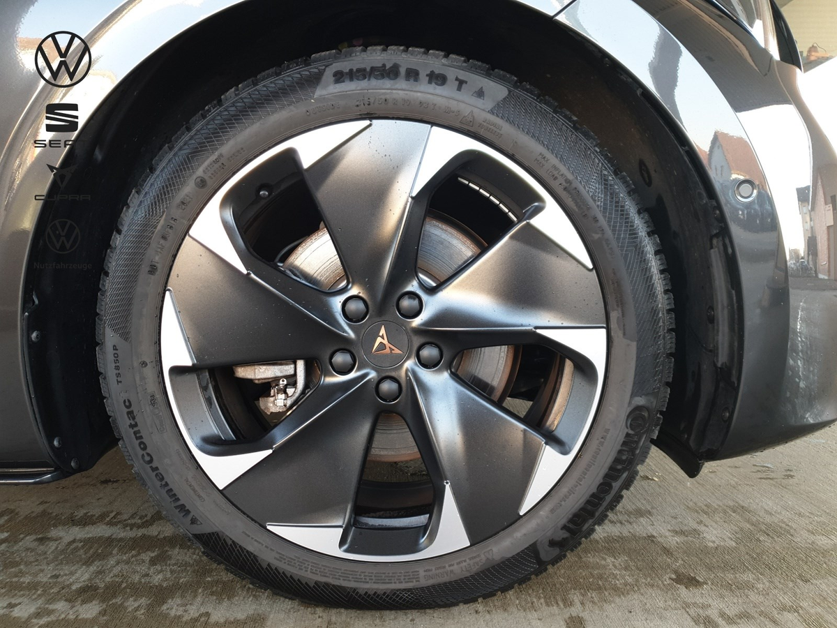 listing desktop thumbnail image 11