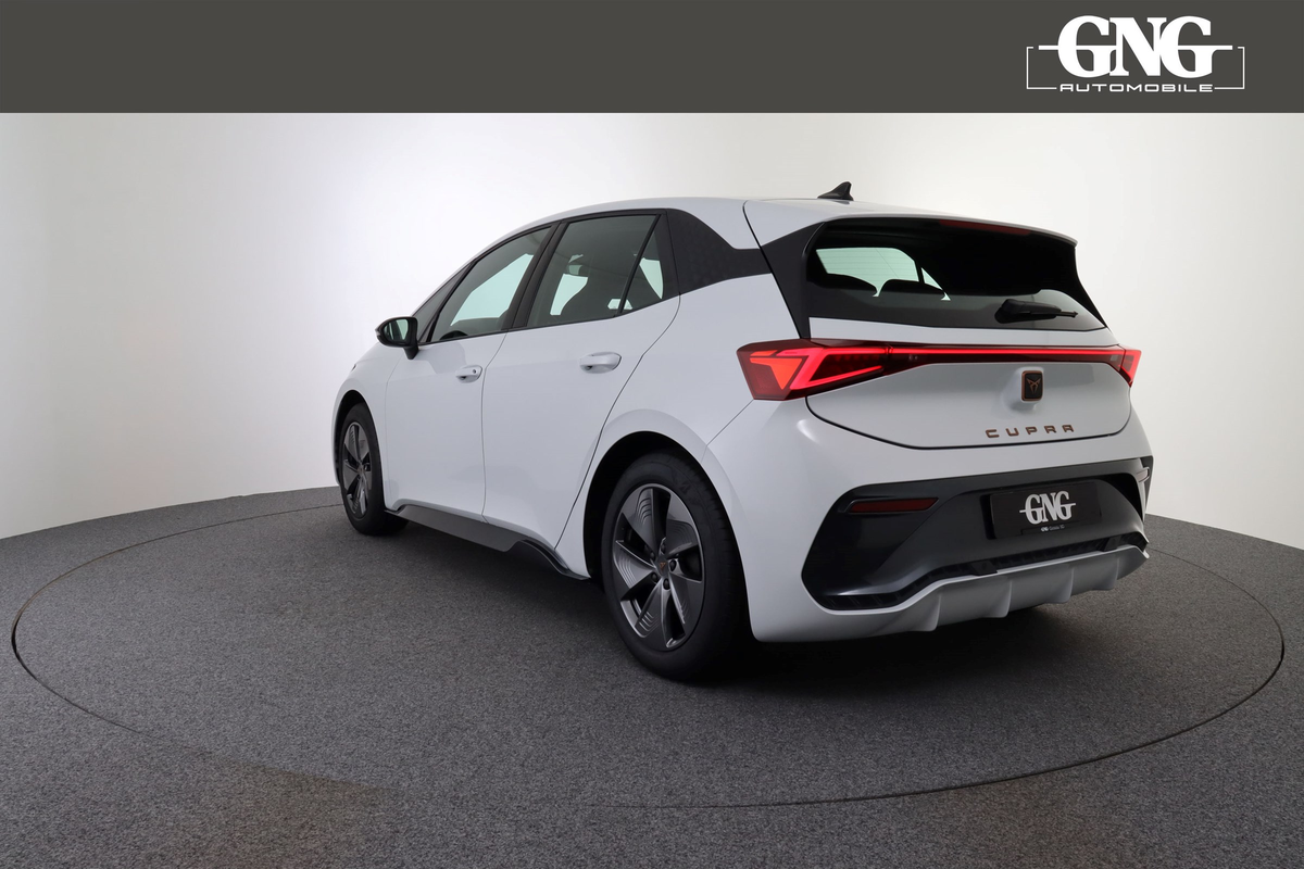 listing desktop thumbnail image 2