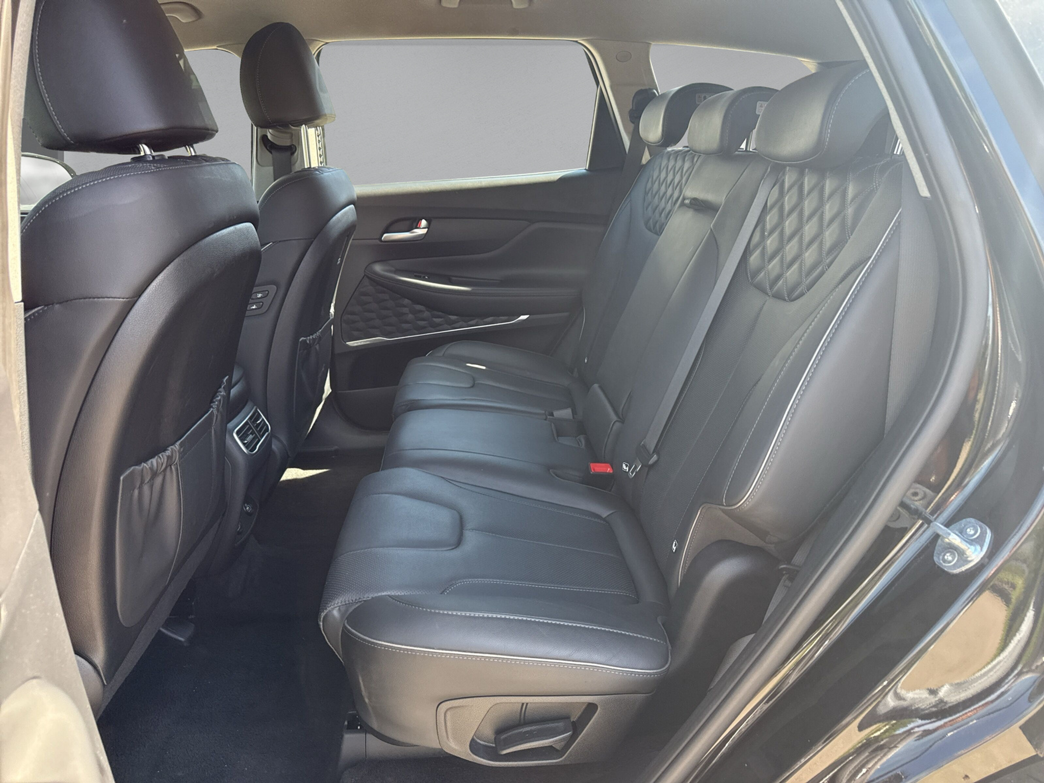 listing desktop thumbnail image 13