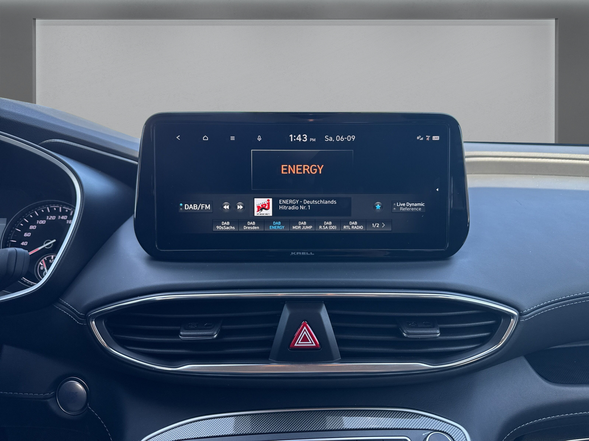 listing desktop thumbnail image 18