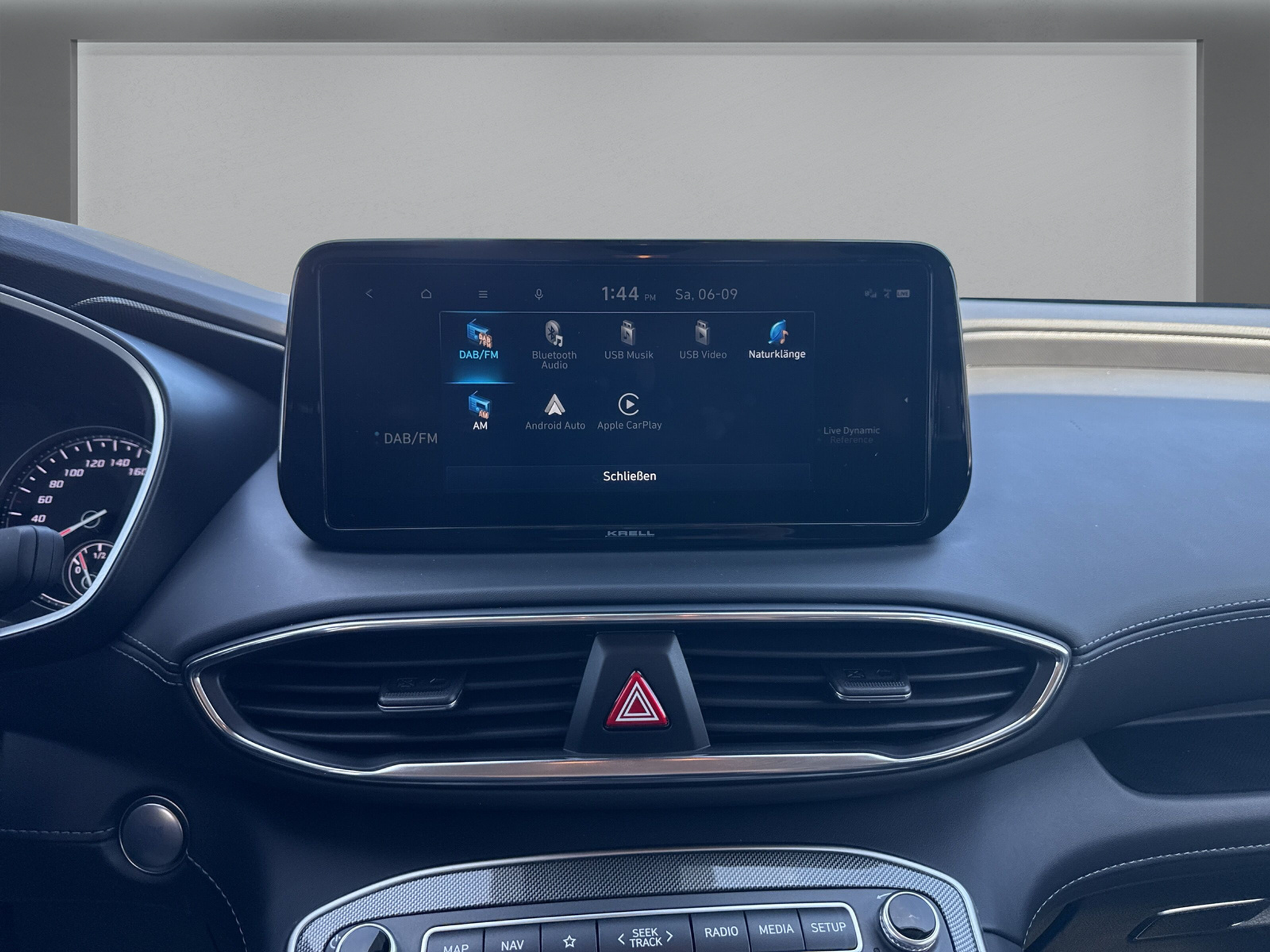 listing desktop thumbnail image 17