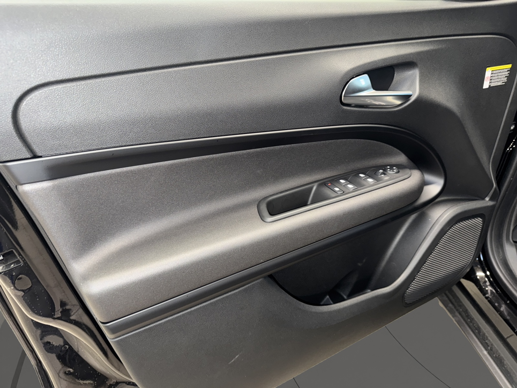 listing desktop thumbnail image 13