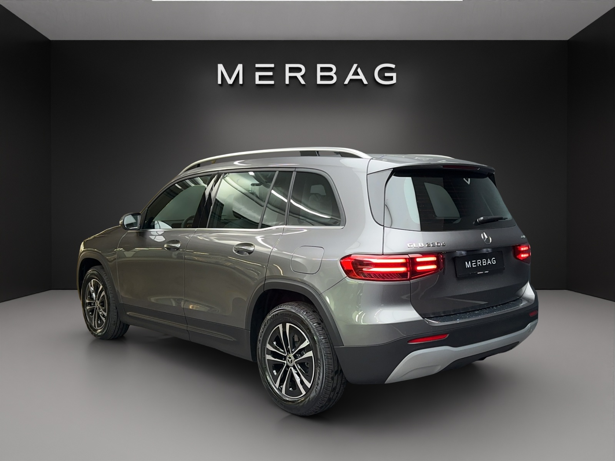 listing desktop thumbnail image 3