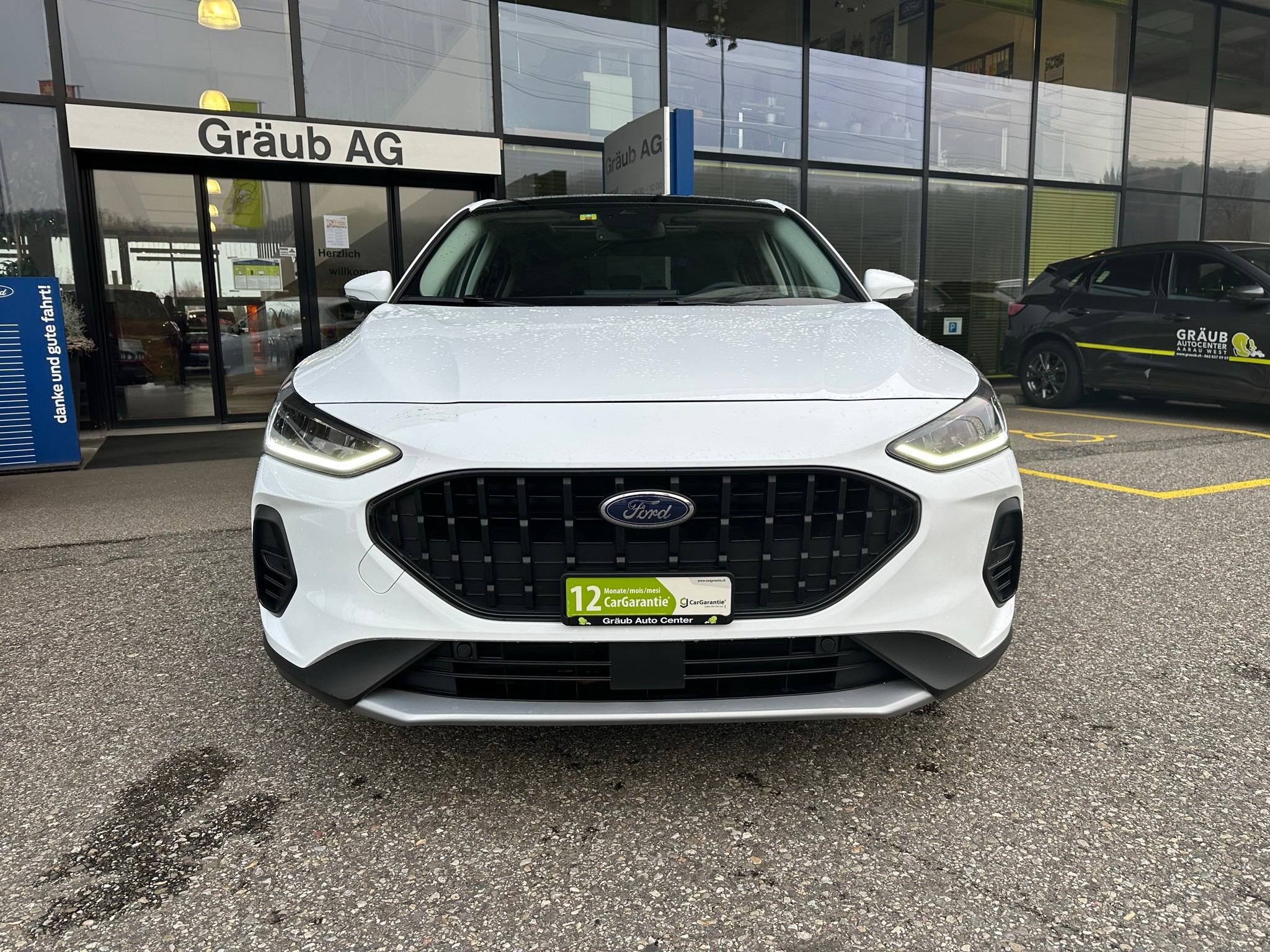 listing desktop thumbnail image 1