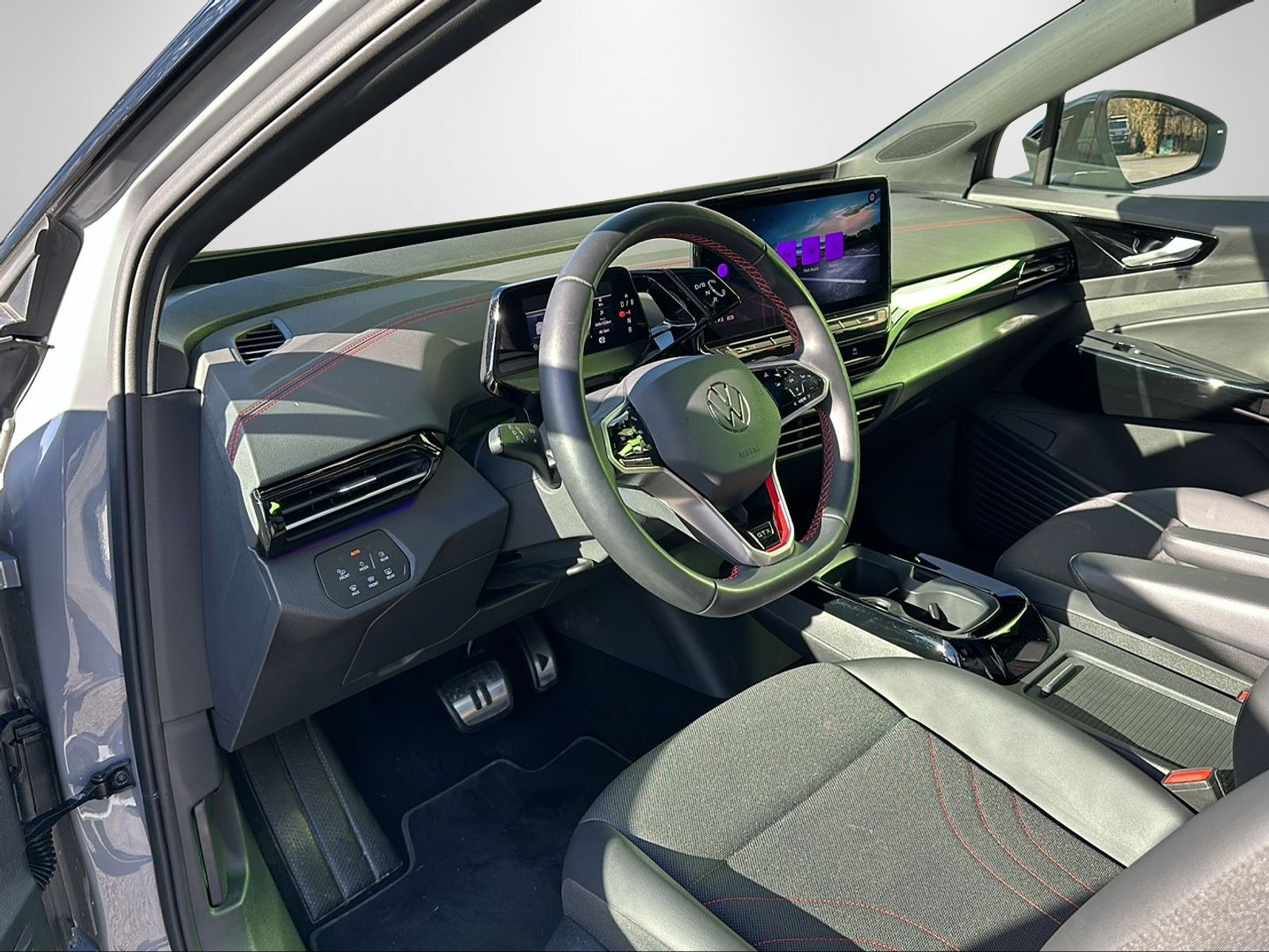 listing desktop thumbnail image 30