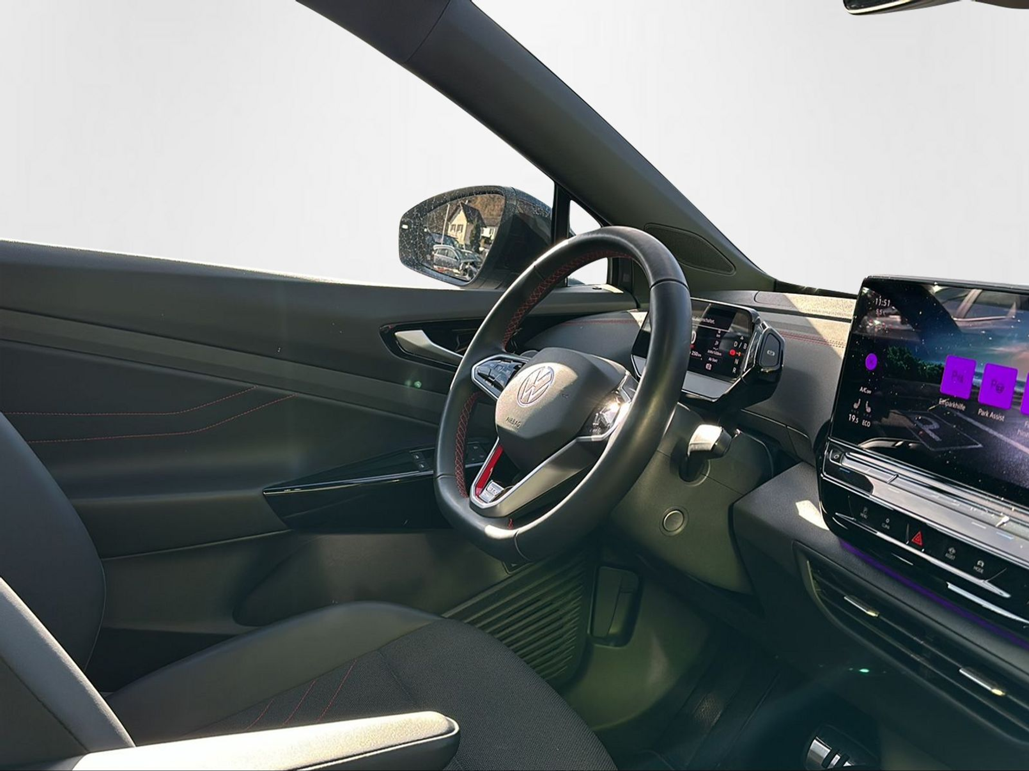 listing desktop thumbnail image 19