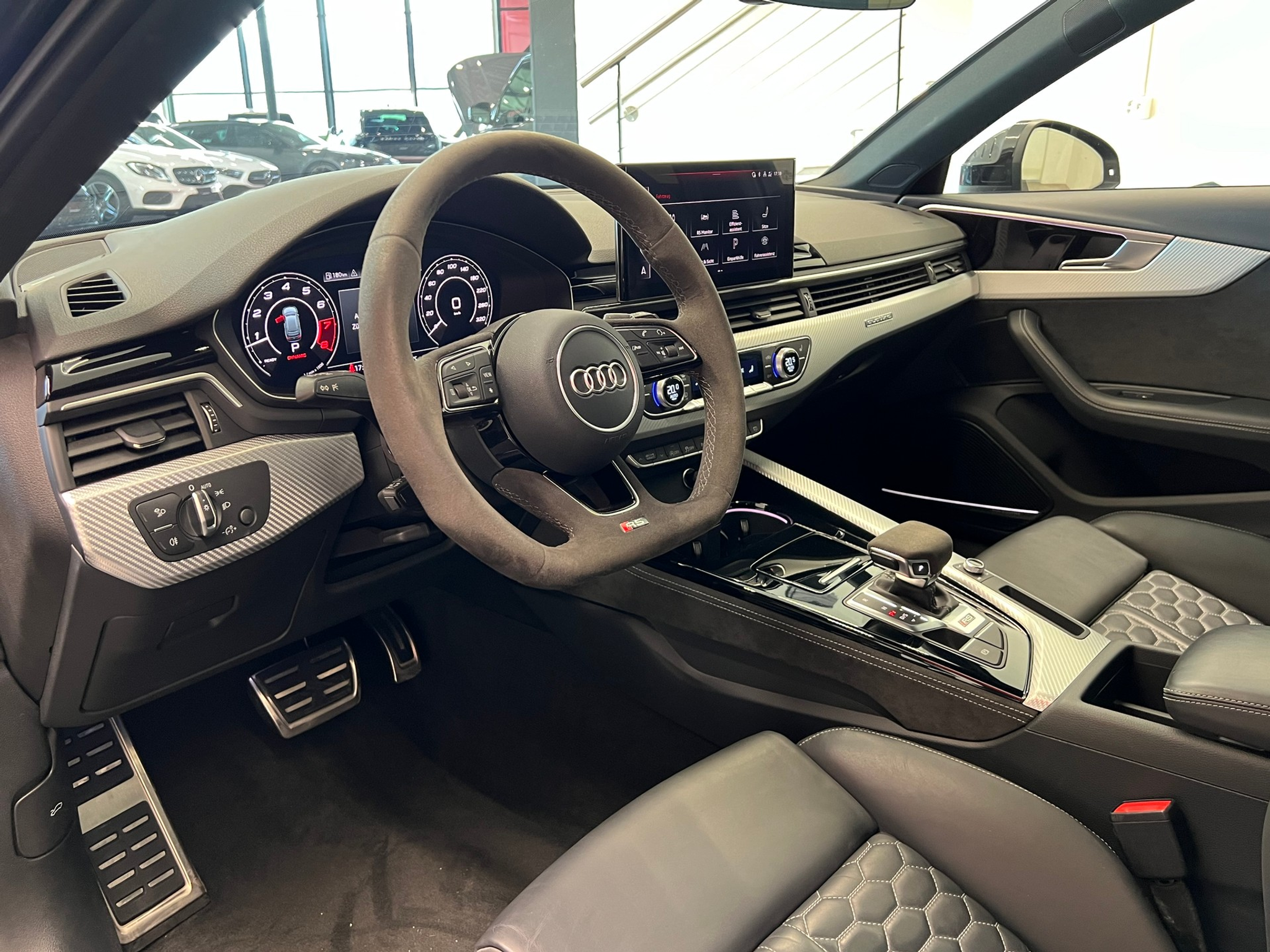 listing desktop thumbnail image 13