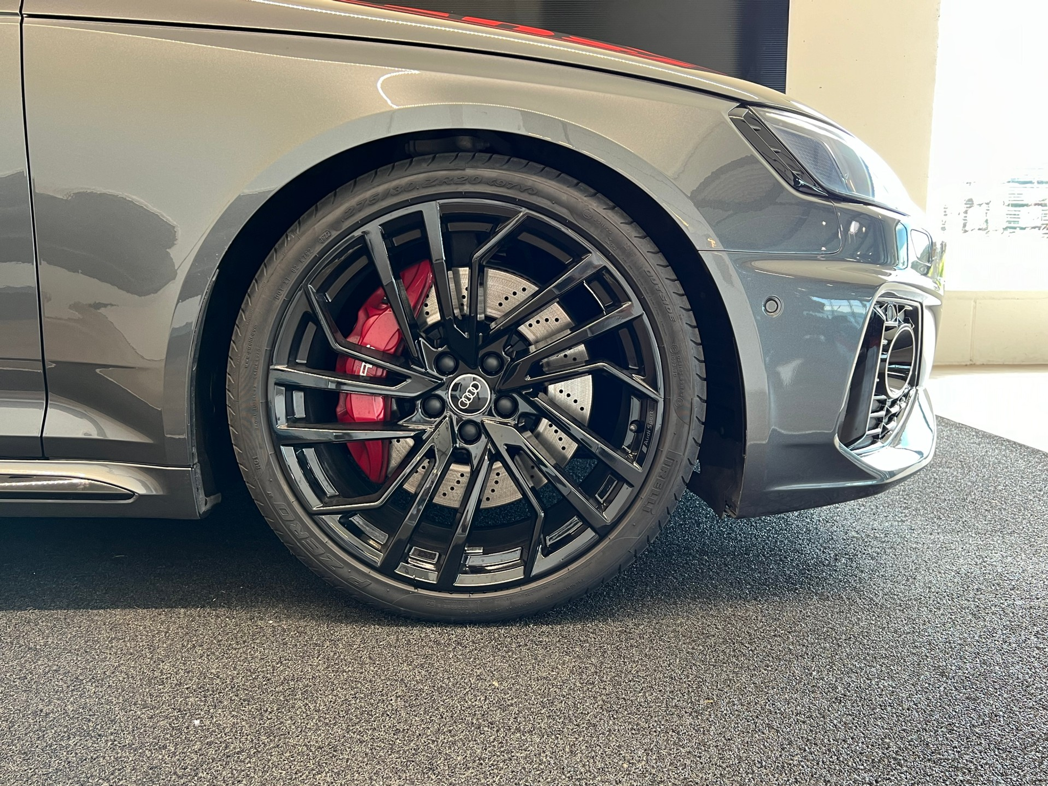 listing desktop thumbnail image 7