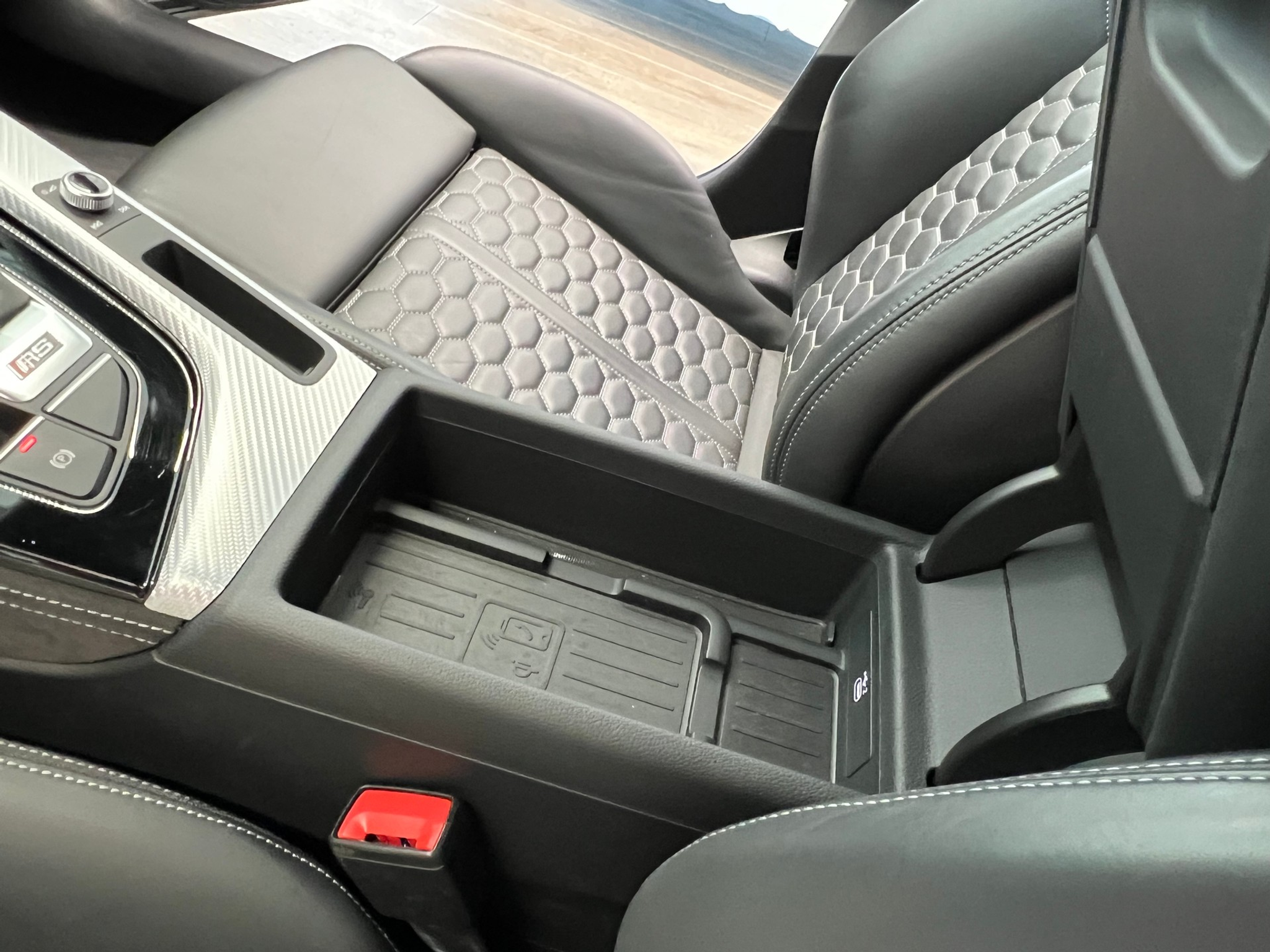 listing desktop thumbnail image 30