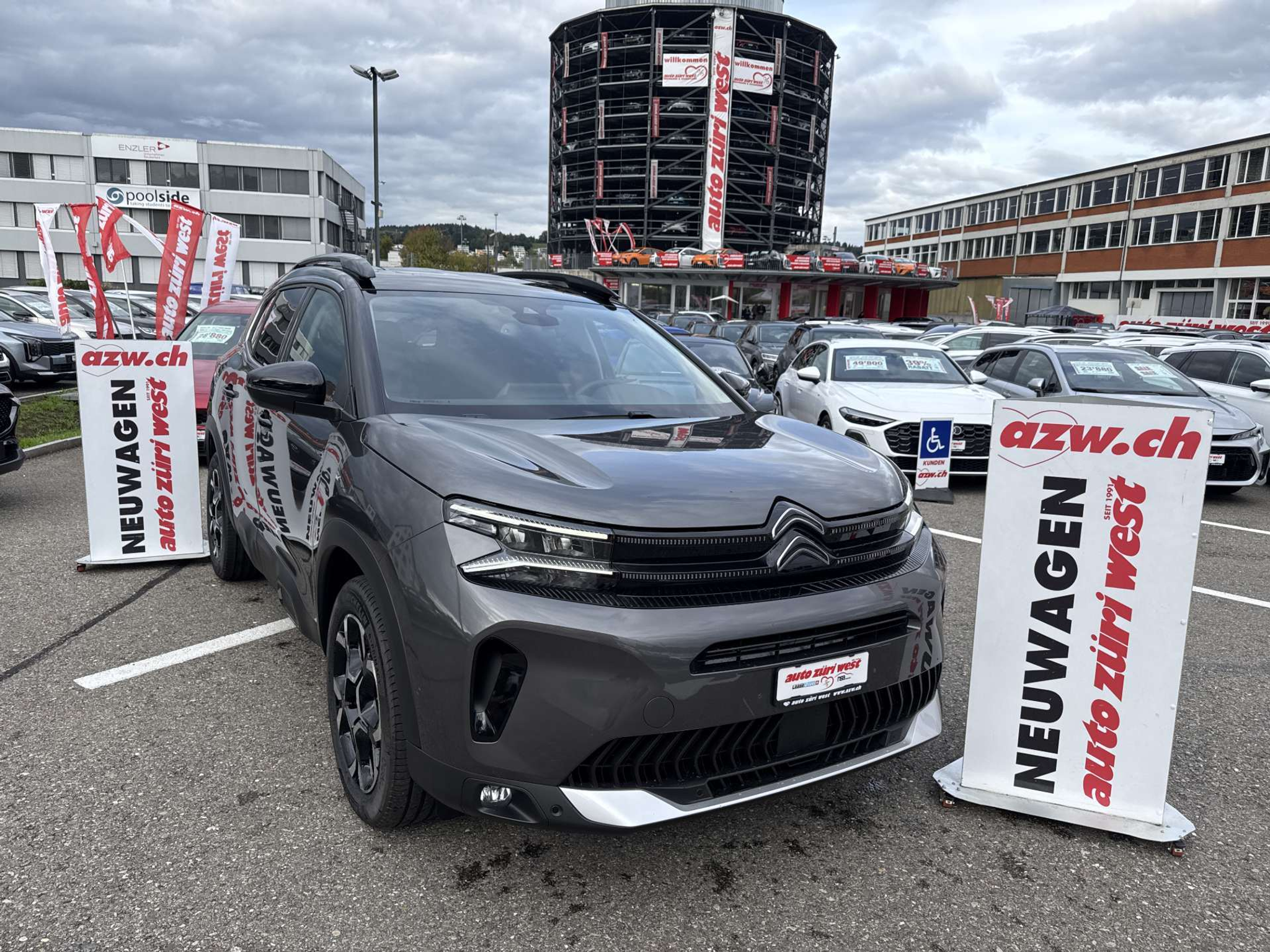 listing desktop thumbnail image 0